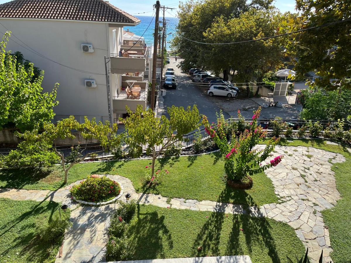 Vila Chita'S House Paralia Vrachou Exteriér fotografie